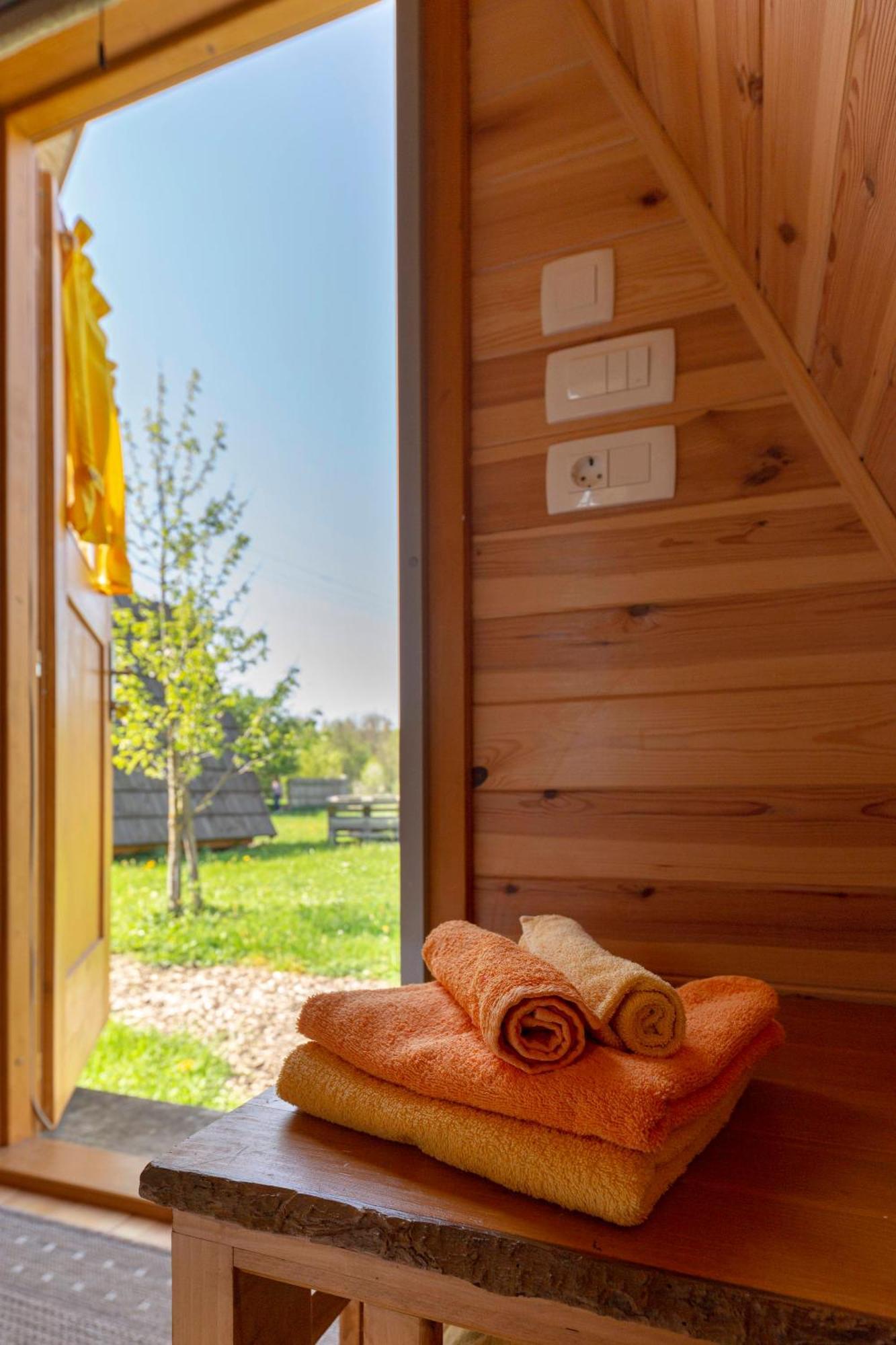 Glamping Mohorjev Grunt Otel Preddvor Dış mekan fotoğraf